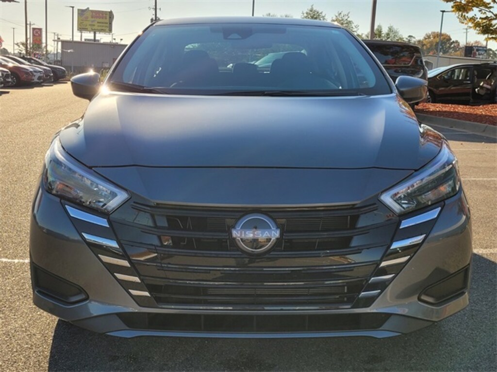 Certified 2025 Nissan Versa 1.6 SV Sedan