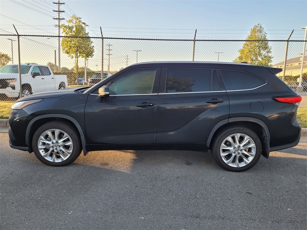 Used 2021 Toyota Highlander Limited SUV
