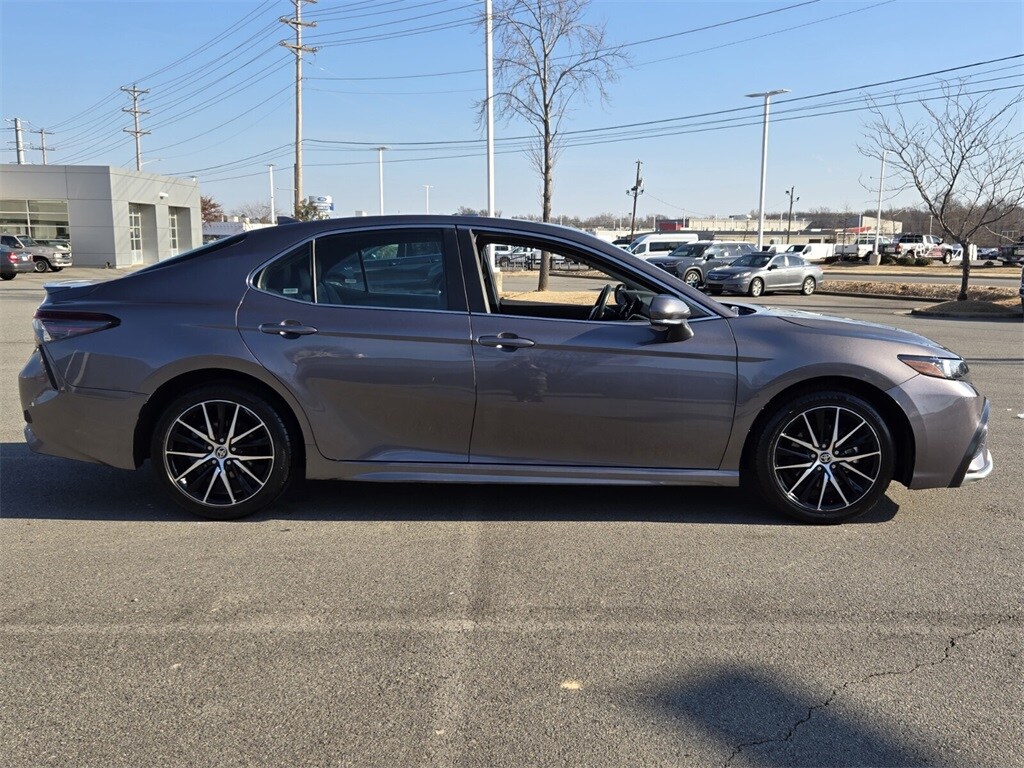 Used 2024 Toyota Camry SE Sedan