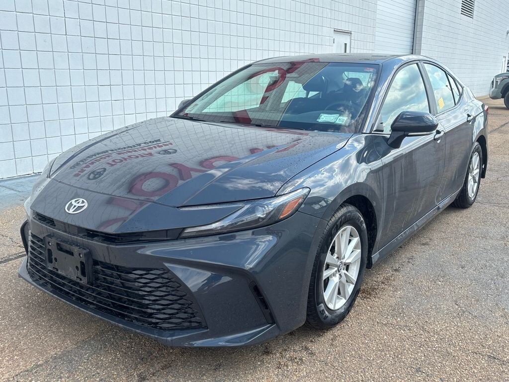 Used 2025 Toyota Camry Sedan