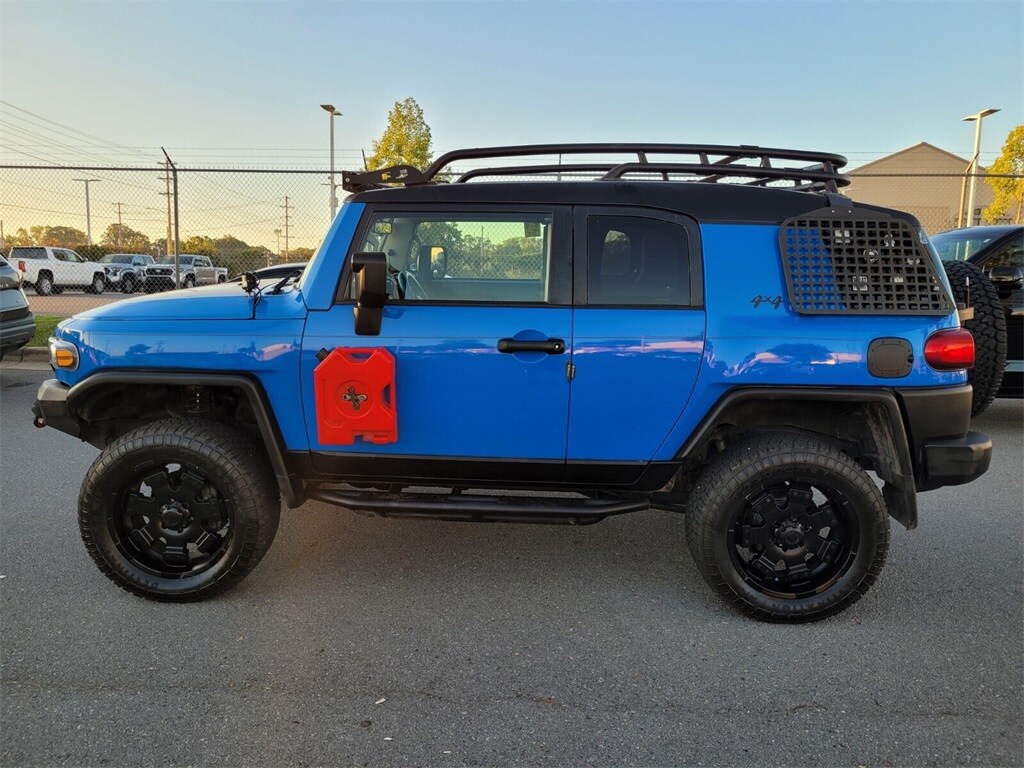 Used 2007 Toyota FJ Cruiser Base SUV