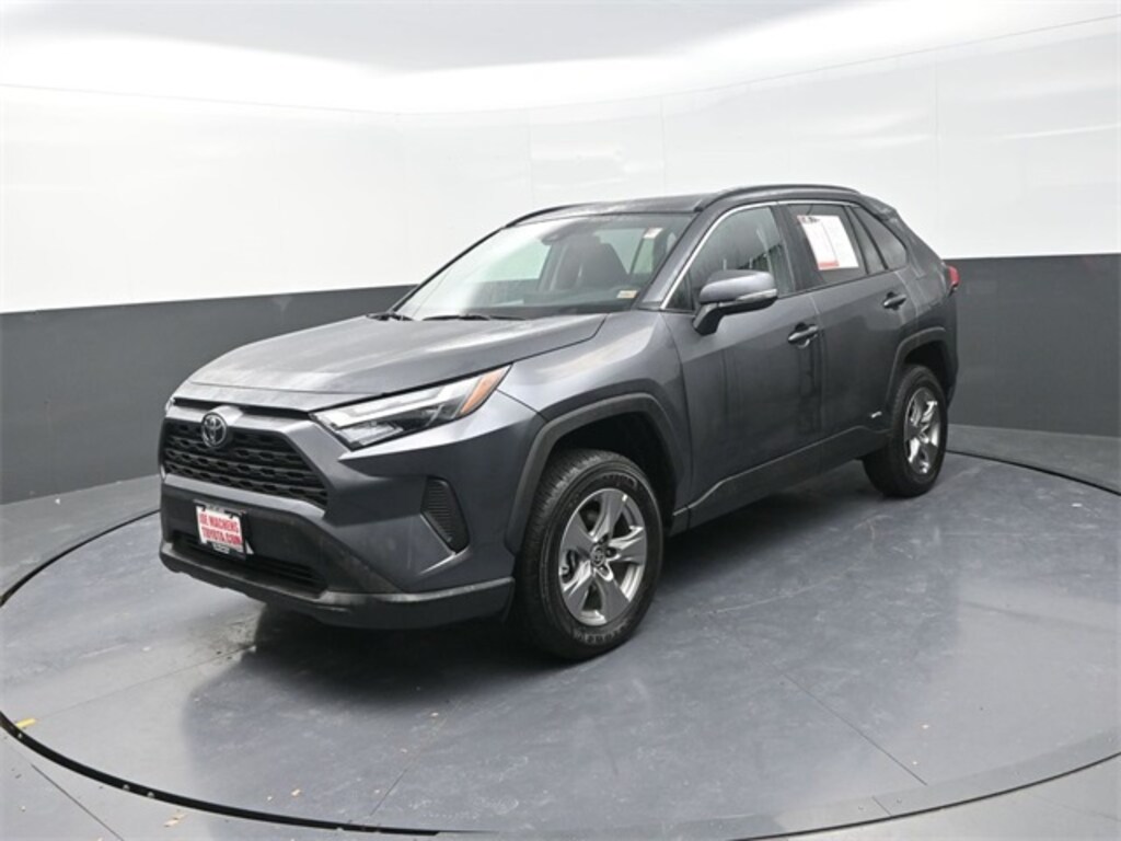 Used 2025 Toyota RAV4 Hybrid XLE SUV