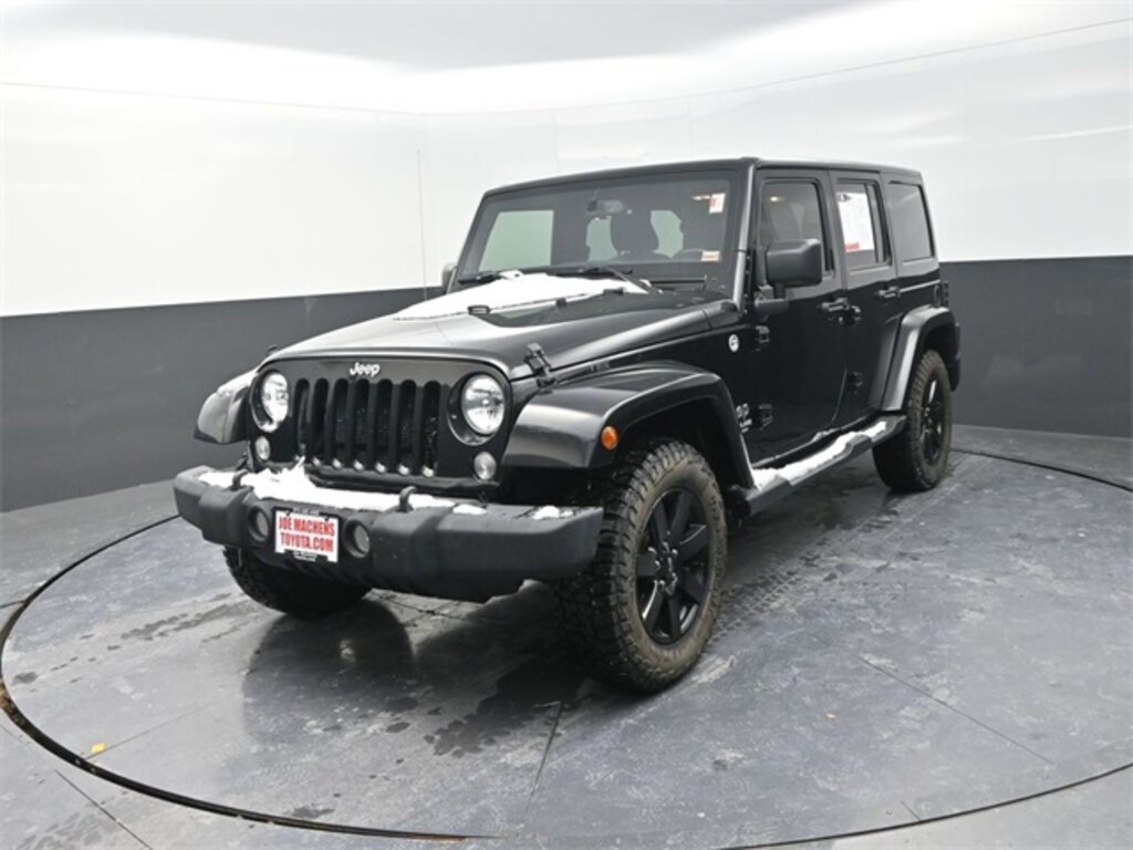 Used 2015 Jeep Wrangler Unlimited Sahara 4x4 SUV