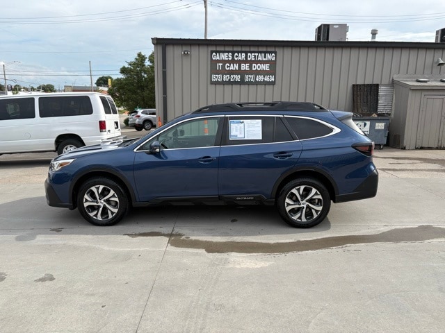 2022 Subaru Outback Limited photo 4