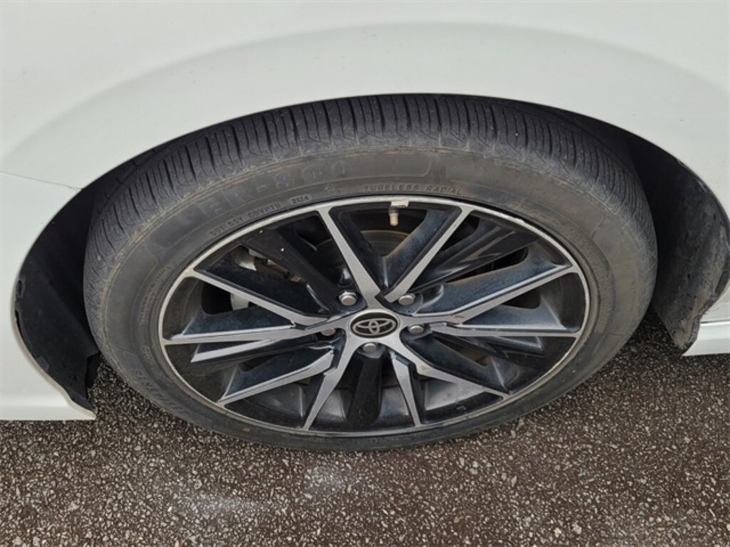 Used 2024 Toyota Camry SE Sedan