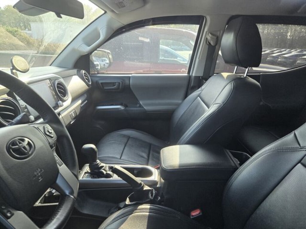 Used 2020 Toyota Tacoma Truck Double Cab