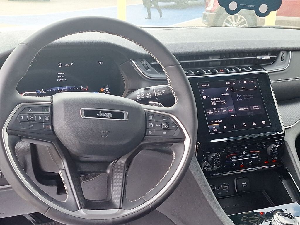 Used 2023 Jeep Grand Cherokee L Laredo SUV