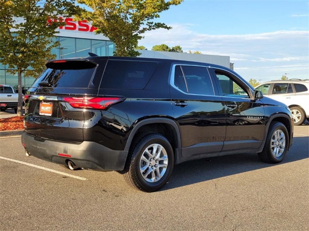 Used 2023 Chevrolet Traverse LS w/1LS SUV