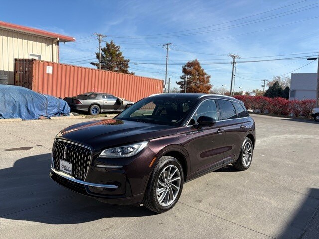 2023 Lincoln Corsair Grand Touring photo 2