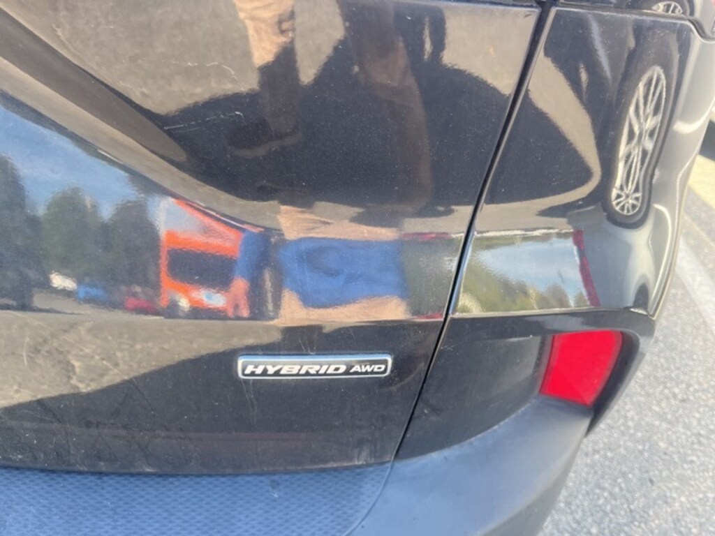 Used 2021 Ford Escape SE Hybrid SUV