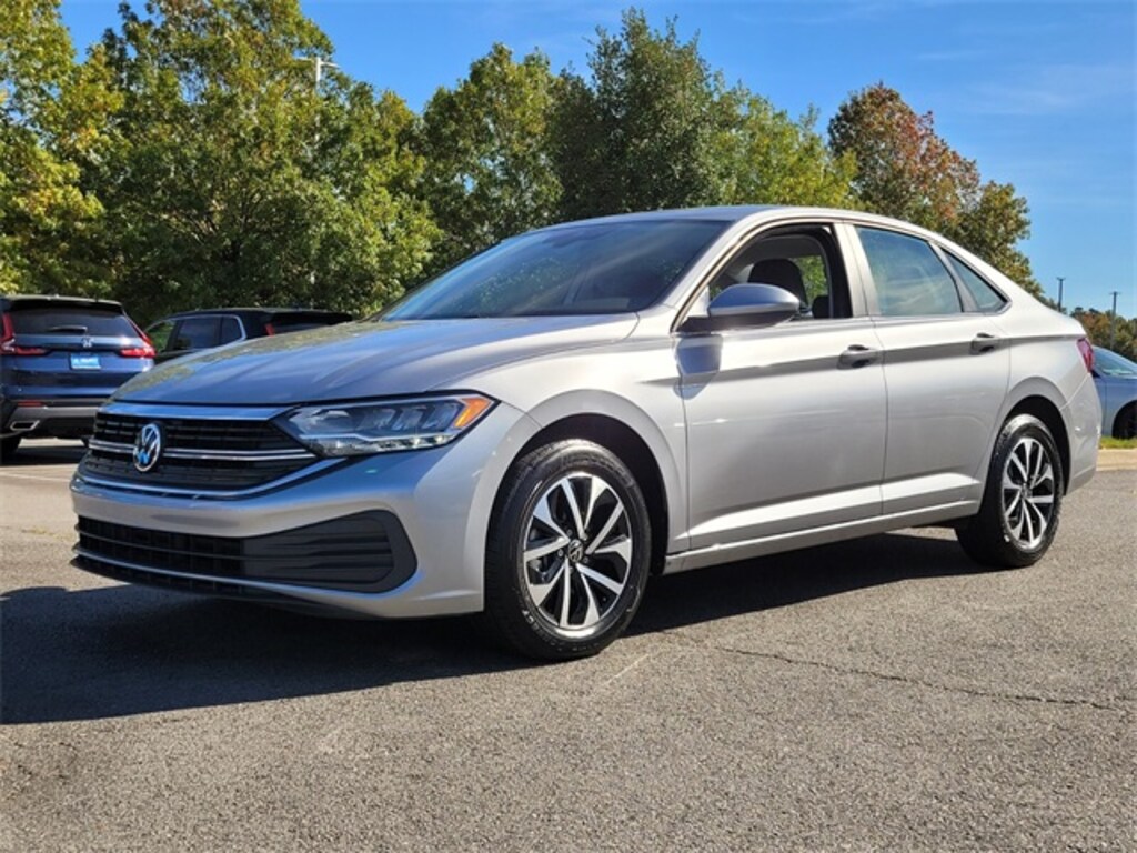 Used 2024 Volkswagen Jetta 1.5T S Sedan