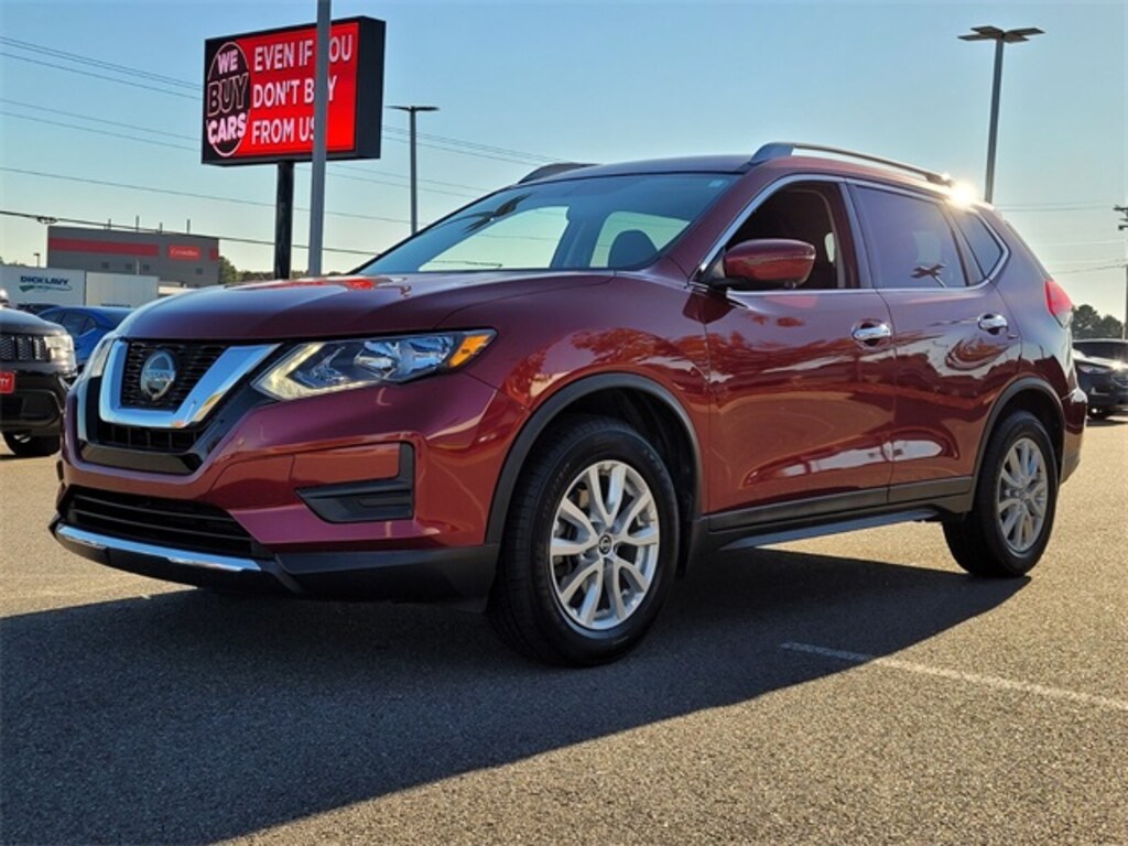 Used 2018 Nissan Rogue SV SUV