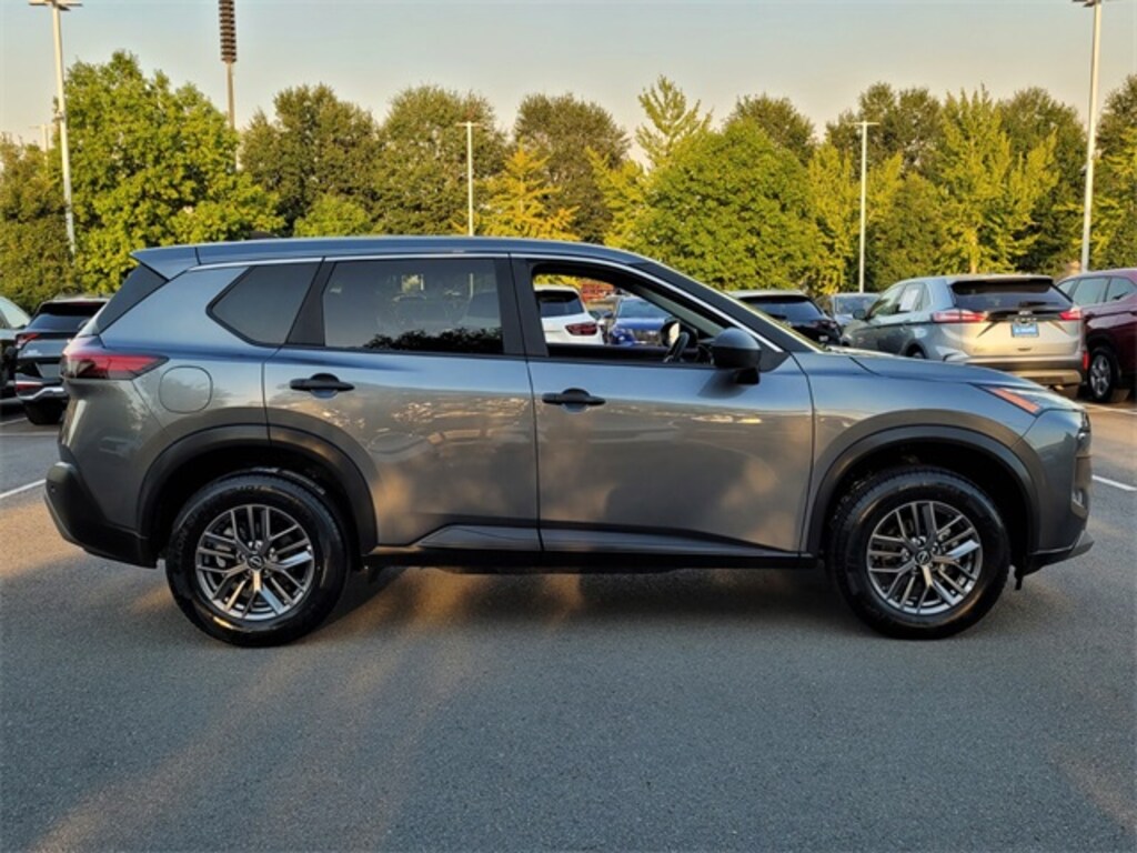 Used 2023 Nissan Rogue S SUV