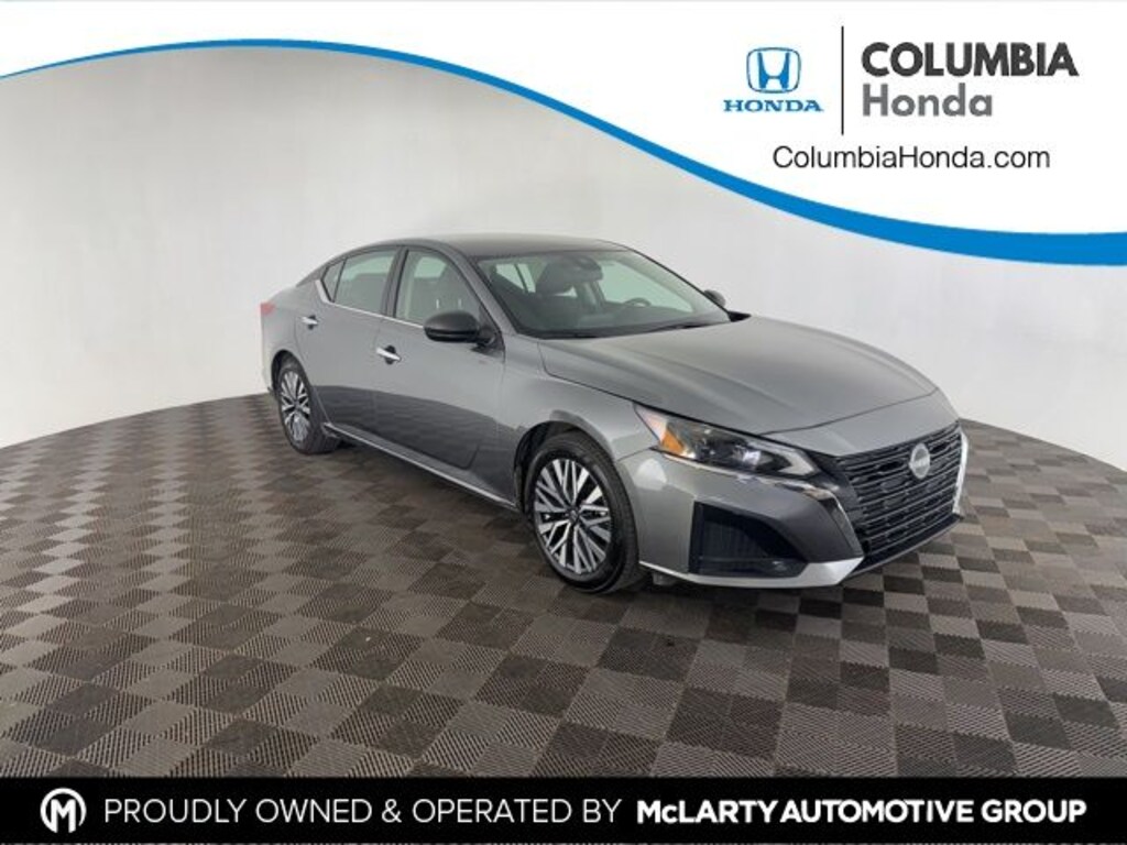 Used 2024 Nissan Altima 2.5 SV Sedan