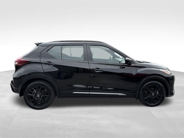 2023 Nissan Kicks SR - Photo 8