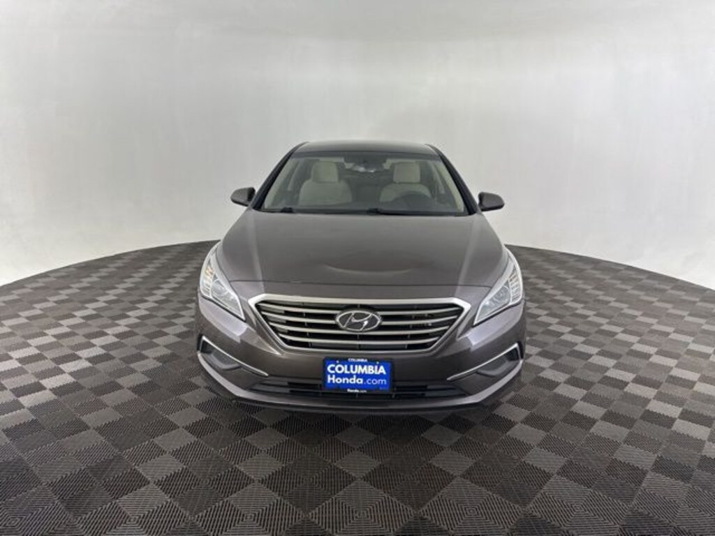 Used 2016 Hyundai Sonata SE Sedan