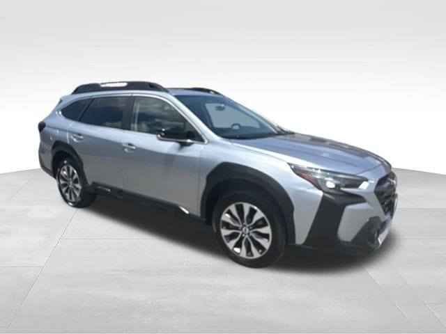 2023 Subaru Outback Limited XT's photo