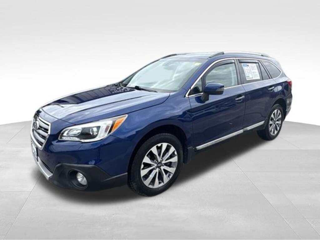 Used 2017 Subaru Outback 3.6R Touring with Starlink SUV