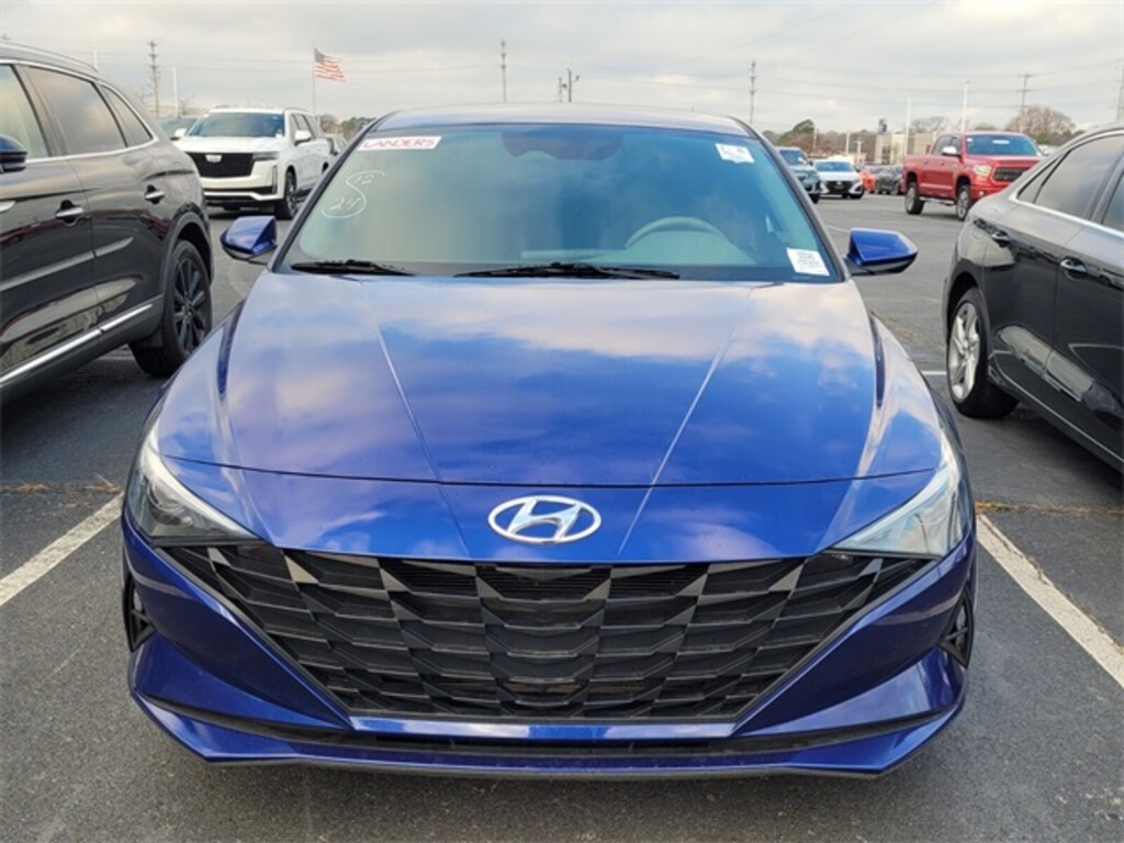 Used 2021 Hyundai Elantra SEL Sedan