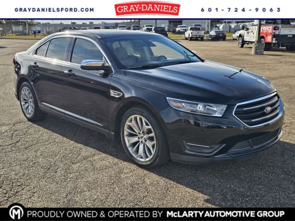 Used 2018 Ford Taurus Limited Sedan