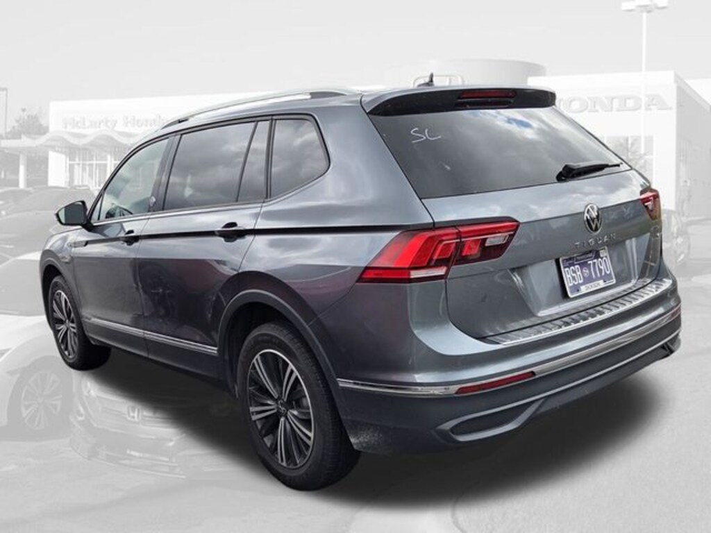 Used 2024 Volkswagen Tiguan 2.0T SE SUV