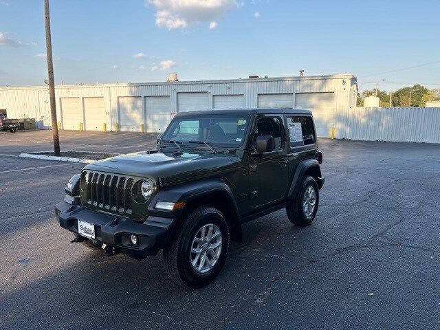 2023 Jeep Wrangler Sport S photo 3