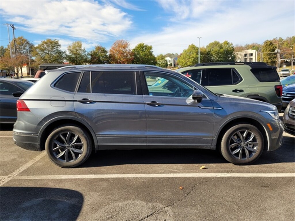 Used 2023 Volkswagen Tiguan 2.0T SE SUV