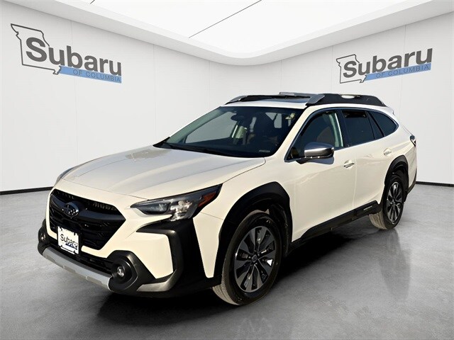 2023 Subaru Outback Touring XT photo 3