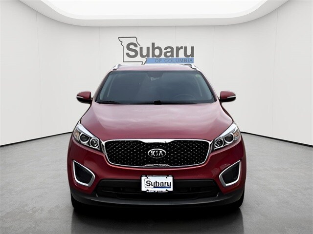 2017 Kia Sorento LX photo 2