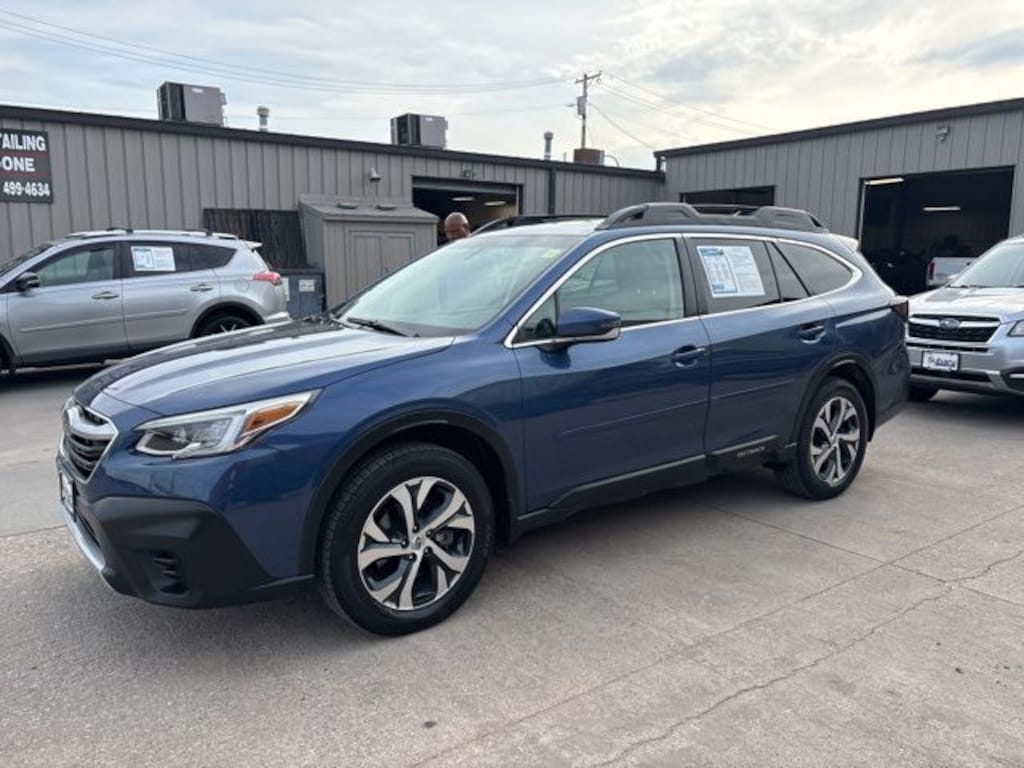 Used 2020 Subaru Outback Limited SUV
