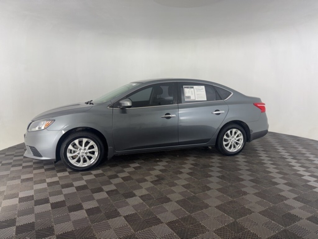 Used 2016 Nissan Sentra SV Sedan