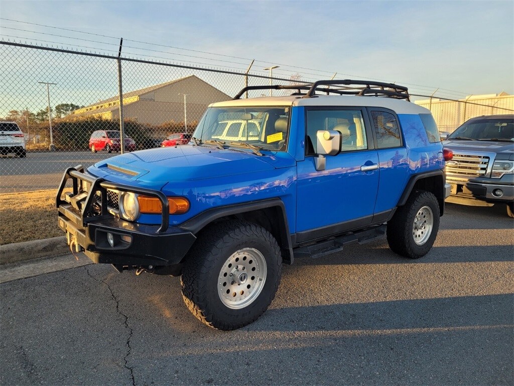 Used 2008 Toyota FJ Cruiser Base SUV