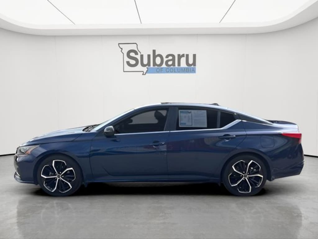 Used 2023 Nissan Altima 2.5 SR Sedan