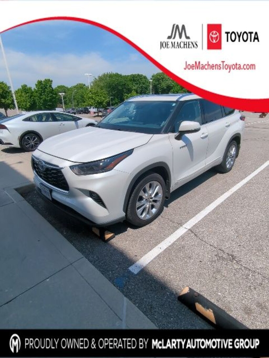 Used 2021 Toyota Highlander Hybrid Limited SUV
