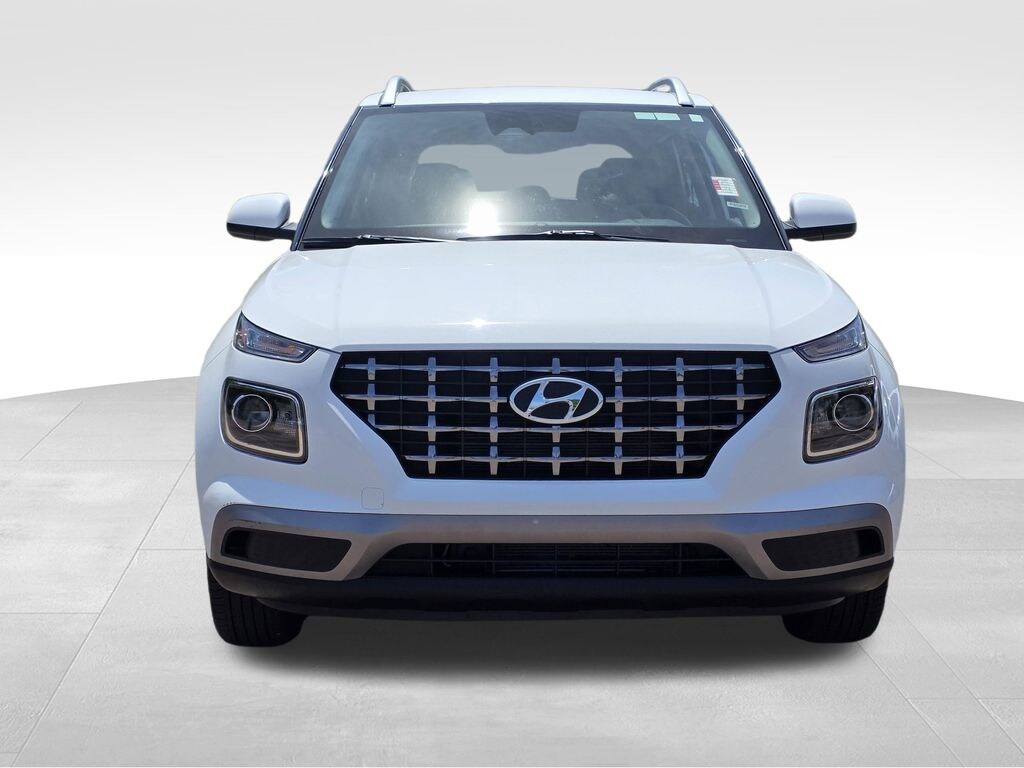 Used 2025 Hyundai Venue SEL SUV