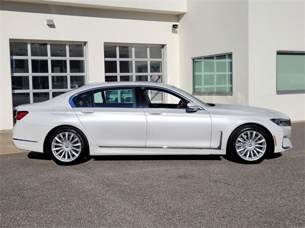 Used 2021 BMW 740i xDrive Sedan