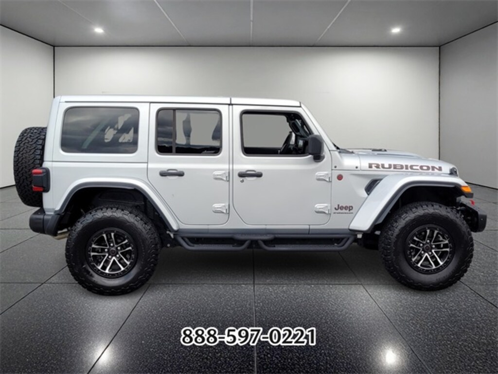 Used 2024 Jeep Wrangler Rubicon SUV