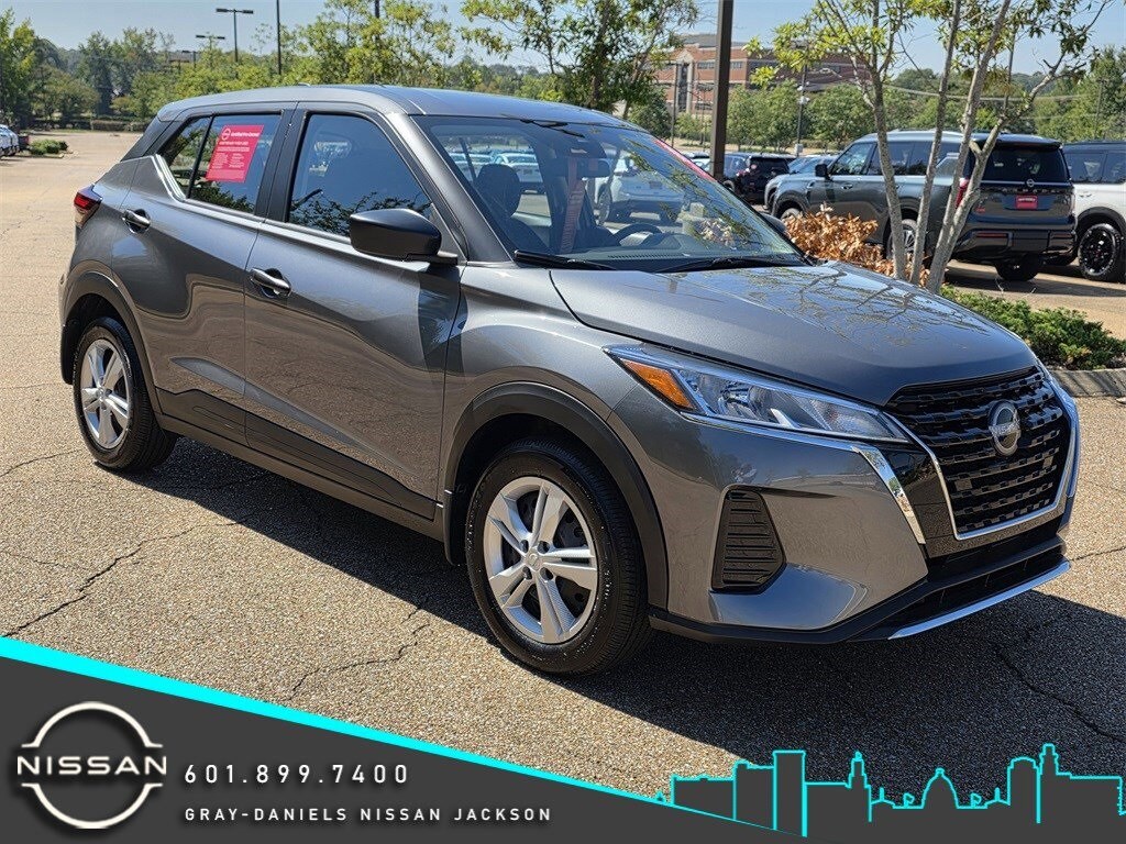 Used 2025 Nissan Kicks Play S SUV