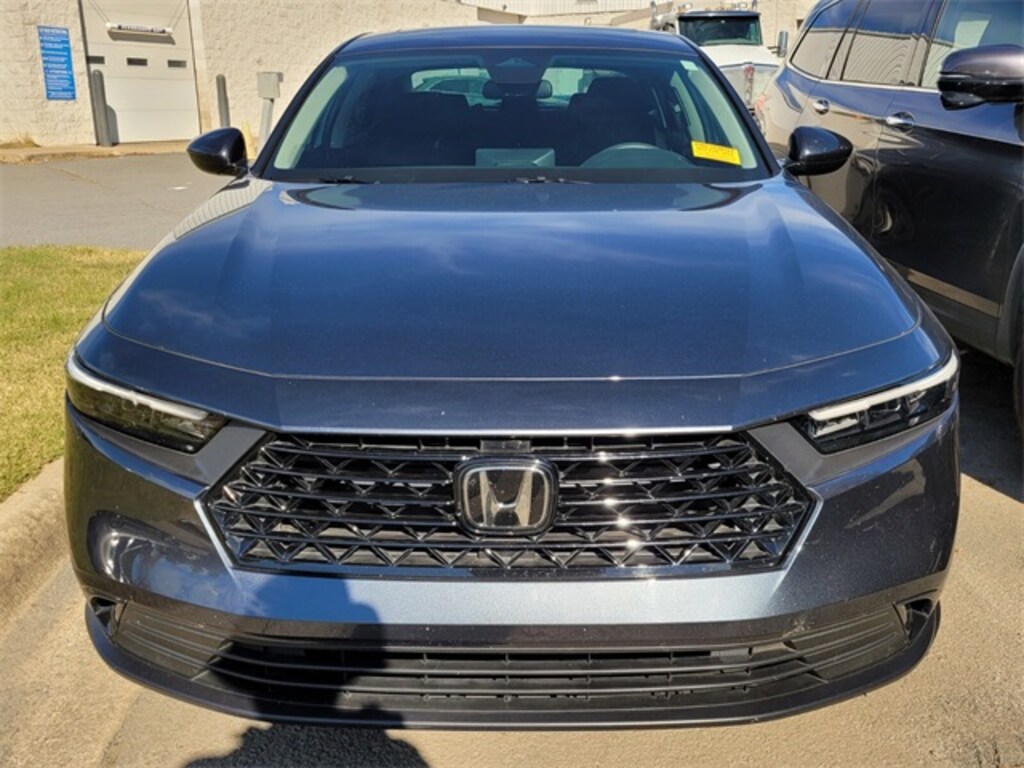 Used 2023 Honda Accord EX Sedan