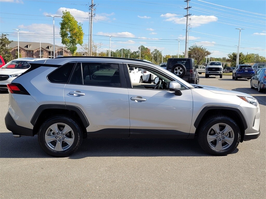 Used 2022 Toyota RAV4 Hybrid XLE SUV
