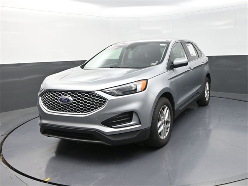 Used 2024 Ford Edge SUV