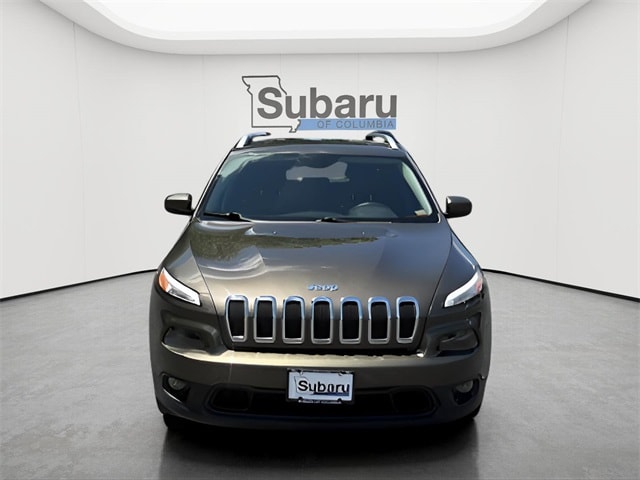 Used 2015 Jeep Cherokee Latitude with VIN 1C4PJLCB6FW612087 for sale in Columbia, MO
