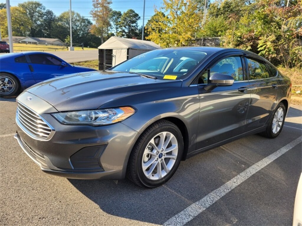 Used 2020 Ford Fusion SE Sedan