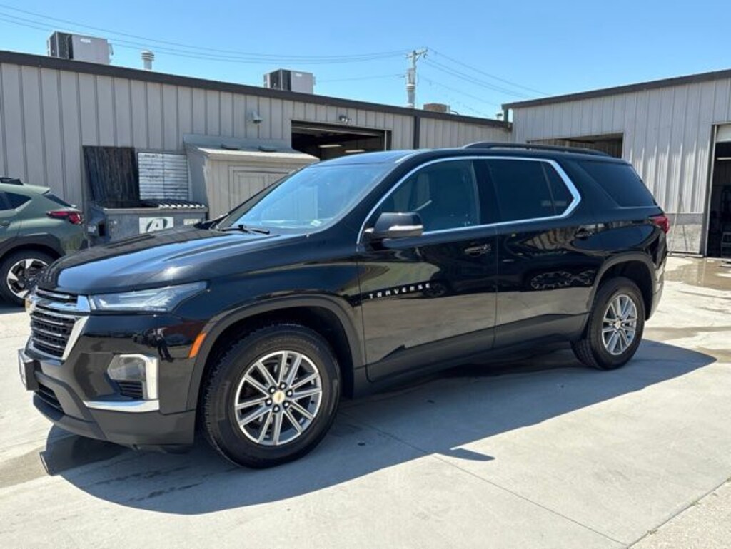 Used 2023 Chevrolet Traverse LT Cloth w/1LT SUV