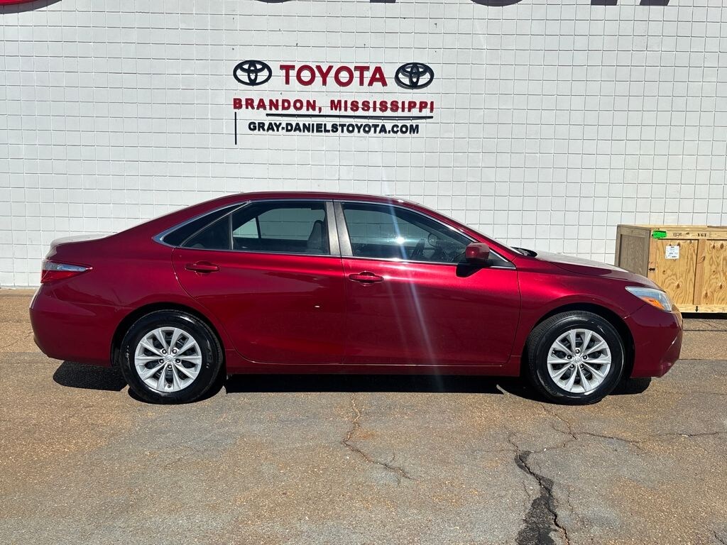 Used 2016 Toyota Camry Sedan