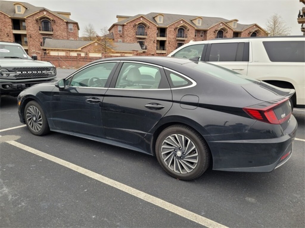 Used 2023 Hyundai Sonata Hybrid SEL Sedan
