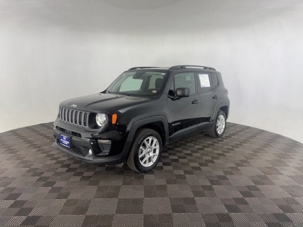 Used 2023 Jeep Renegade Latitude SUV