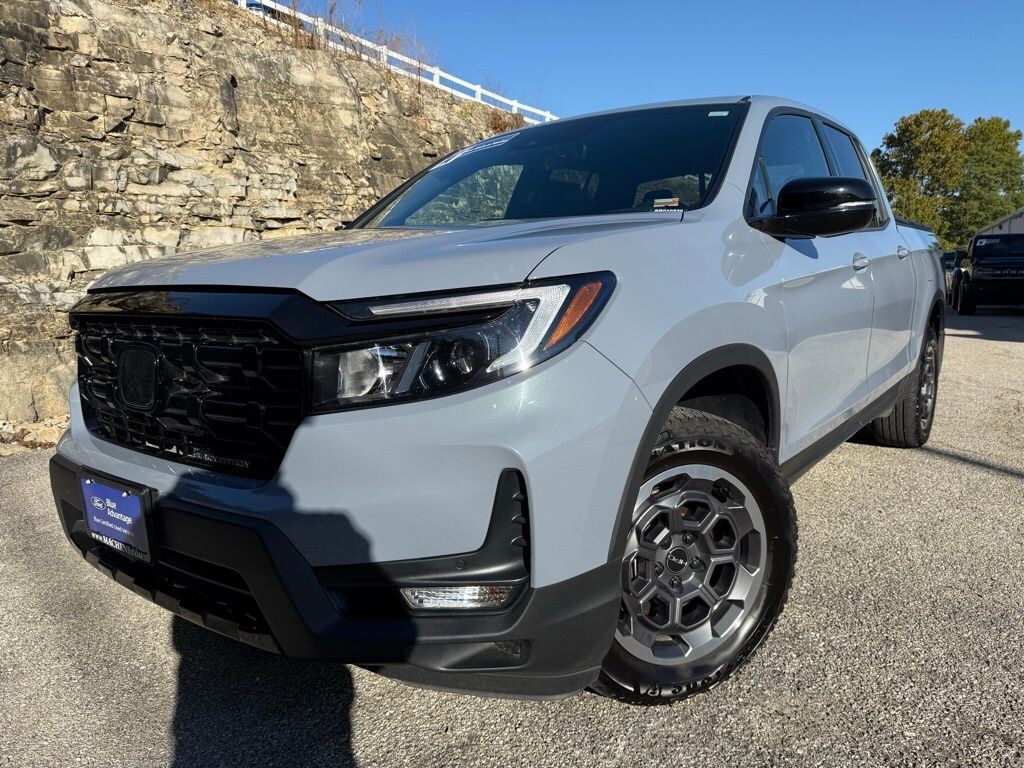 Used 2025 Honda Ridgeline Black Edition Truck Crew Cab