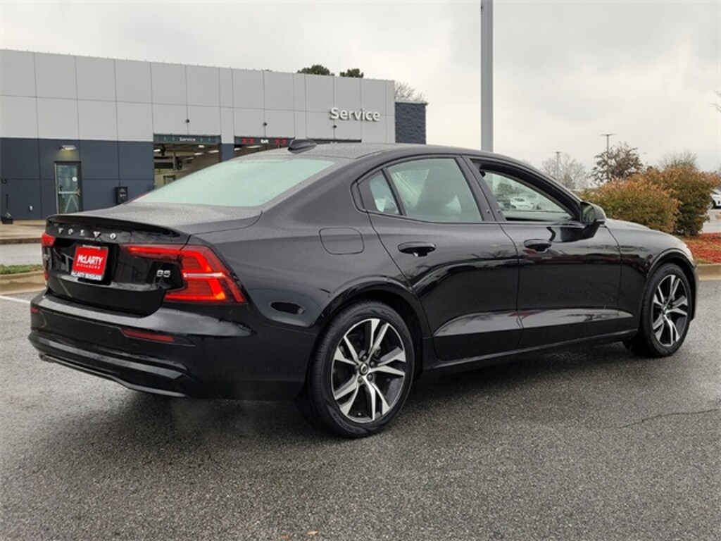 Used 2024 Volvo S60 B5 Core Dark Sedan