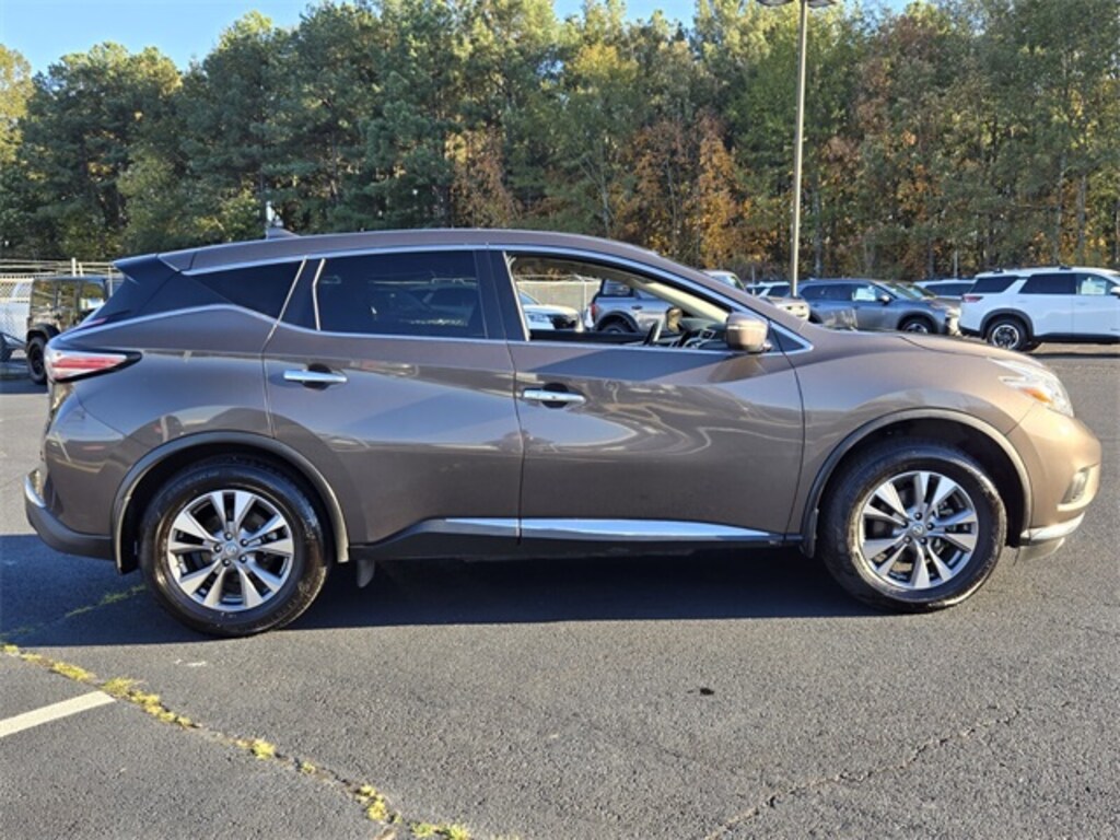 Used 2016 Nissan Murano S SUV